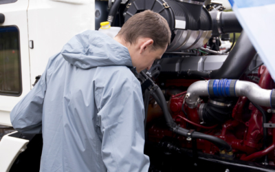 Tractor and Trailer Servicing, 16 weeks (1 semester), University of Arkansas Pulaski Technical College, Little Rock, AR, 72118